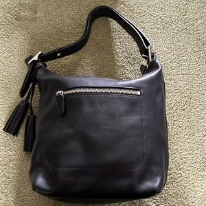 COACH - Like brand new - WILL ACCEPT REASONABLE OFFER 😊